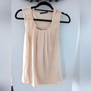 Suzy Shier Cream Pleated Sleeveless Blouse